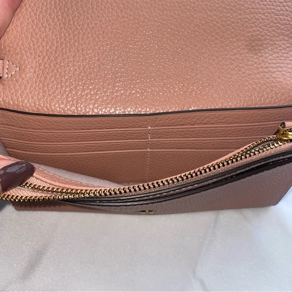 Tory Burch Britten Smartphone Wallet Pink Pebbled Leather Gold Hardware - Picture 8 of 11